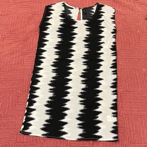 XS - BlendShe - silky feel Sleeveless Round Neck Dress